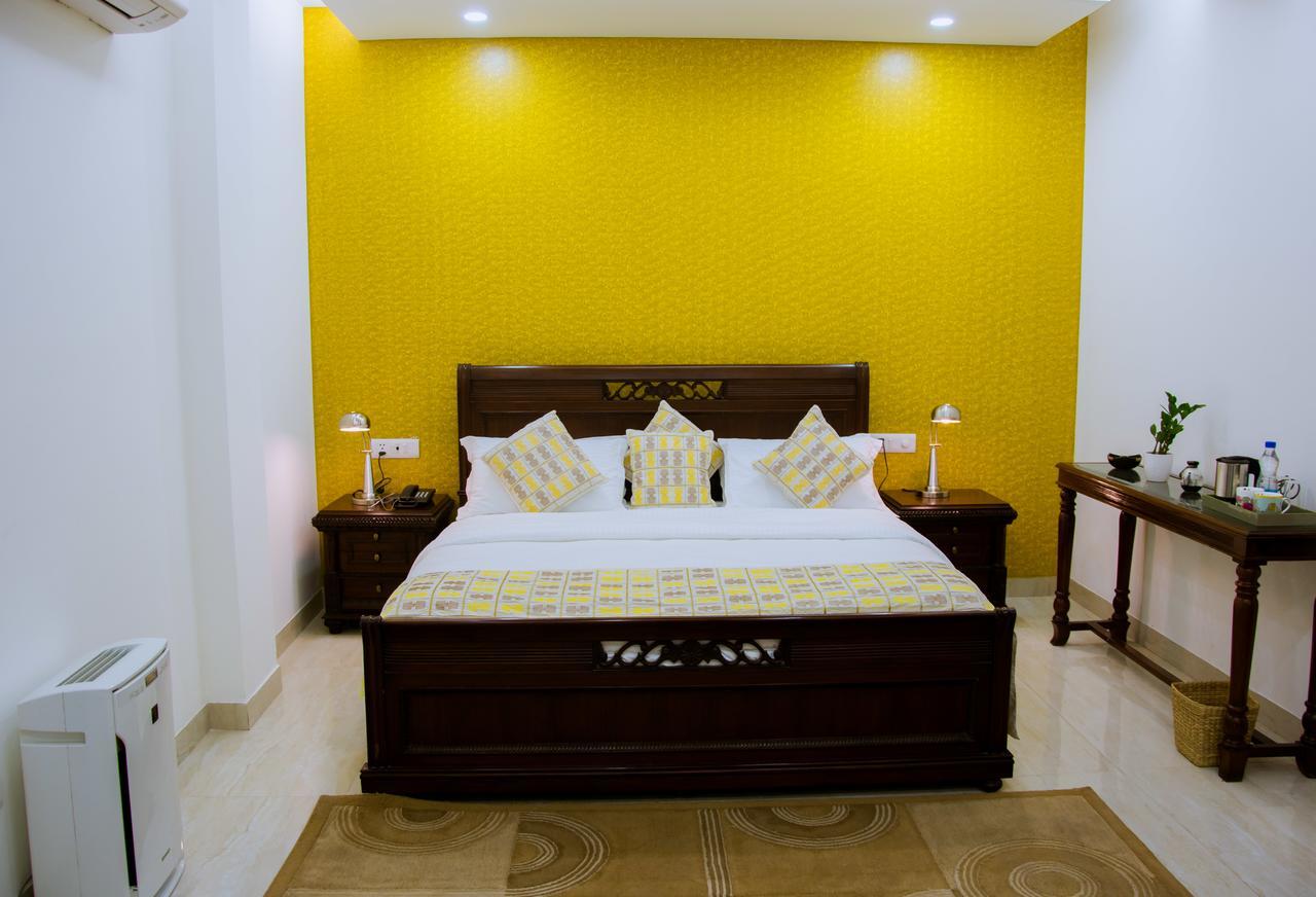 Queen Room,923468812:JPEG